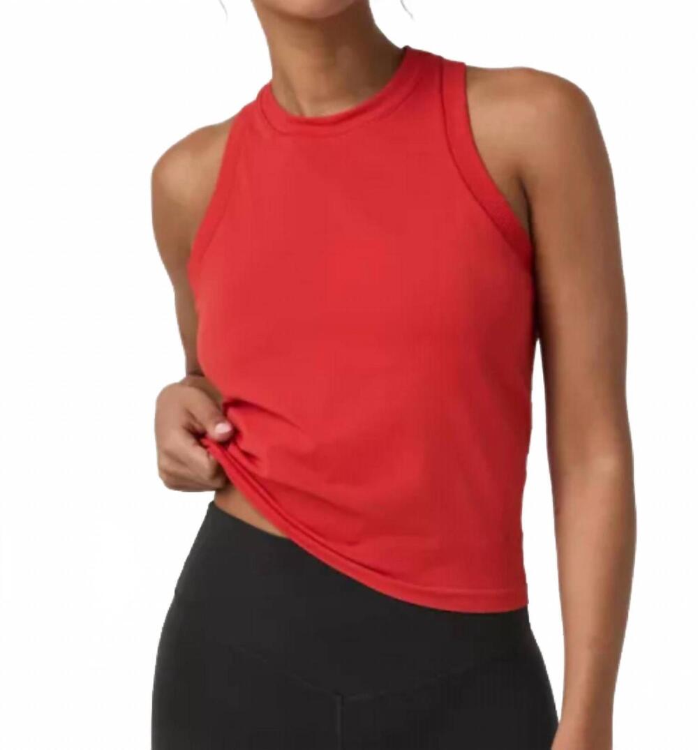 NEW VUORI seamless surge tank in crimson